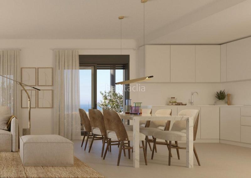 Foto 7d01b8e0-f21f-4516-ae6d-c139e3d70ea8. Ático  de 2 dormitorio y 2 baño . obra nueva en Torremolinos