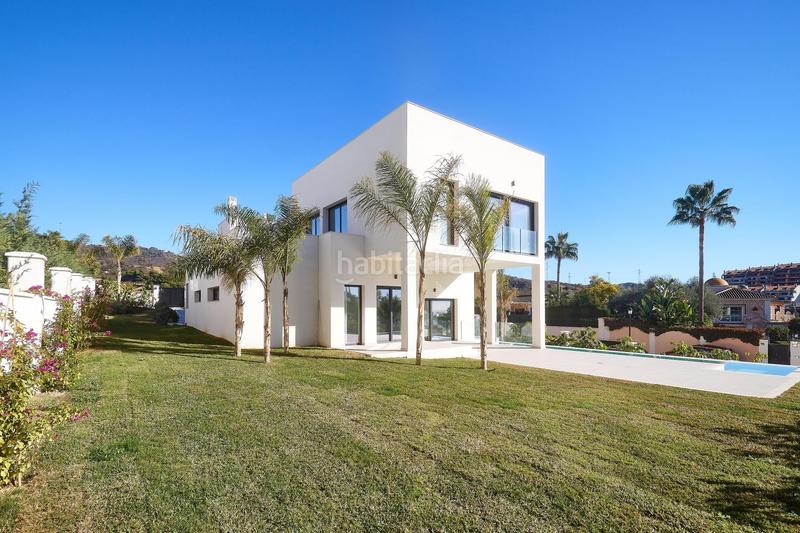 Foto 5739256c-9c95-489e-b319-ece50ba2f7f9. Chalet con riscaldamento parcheggio piscina in Santa María Marbella