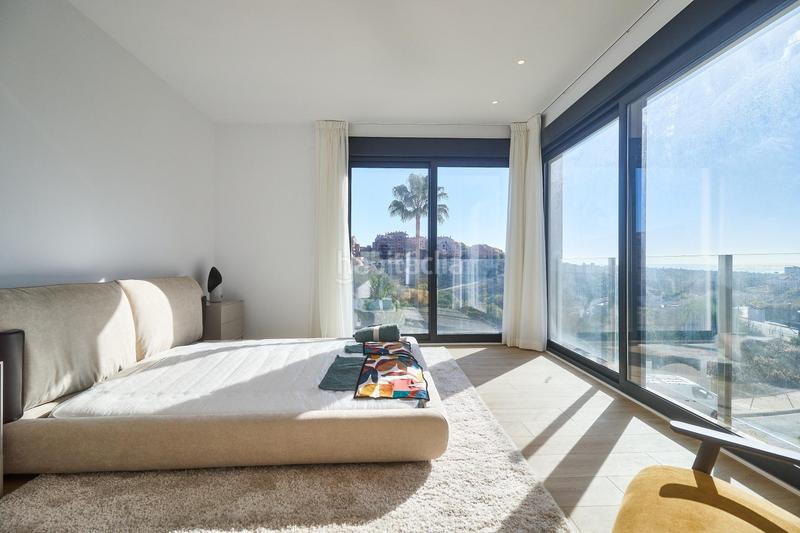 Foto e07e108d-556f-40d0-9dca-8905ff105015. Chalet con riscaldamento parcheggio piscina in Santa María Marbella