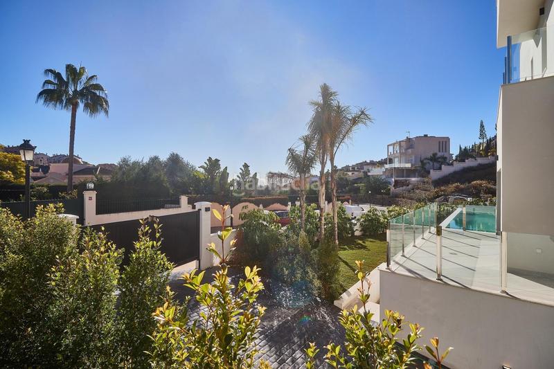 Foto e2097cf8-b109-40ec-b09e-5059958157f1. Chalet con riscaldamento parcheggio piscina in Santa María Marbella