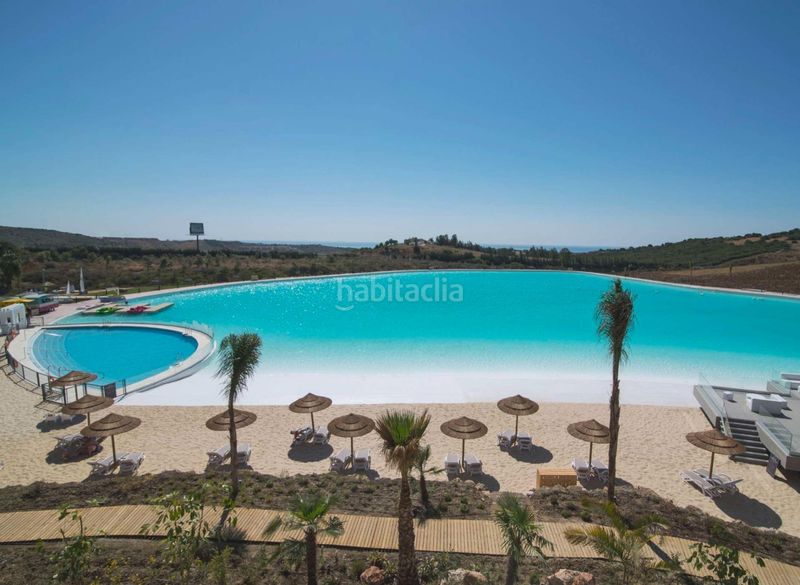 Foto b158ba24-a004-44b2-9336-a61e82ebf15d. Àtic amb calefacció aparcament piscina a Casares pueblo Casares
