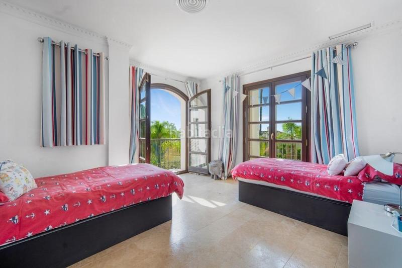 Foto 068e55b5-f206-4354-988b-333622cdd14d. Chalet with heating parking pool in La Quinta Benahavís