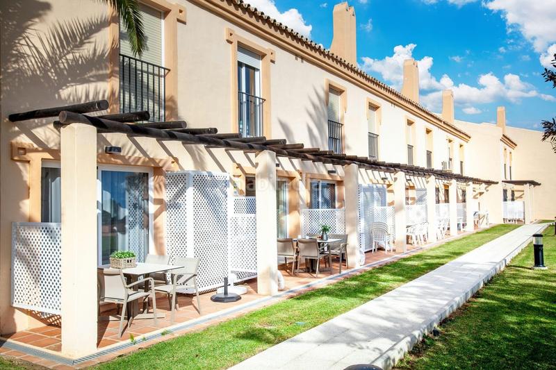 Foto 97f44f93-fe1e-434c-ac2d-1efdb9ce6048. Dúplex apartamento turístico de 2 dormitorios con gran rentabilidad en la costa del sol en Mijas
