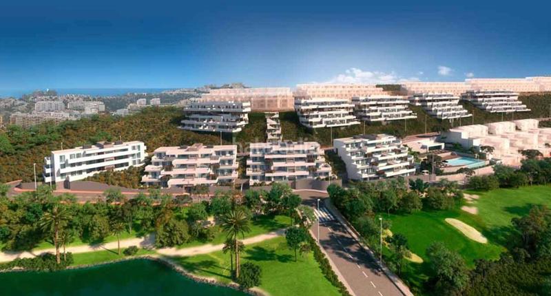 Foto 3fe6d92a-c81c-4957-8e75-29b26fab2672. Attico con riscaldamento parcheggio piscina in la cala Mijas Mijas