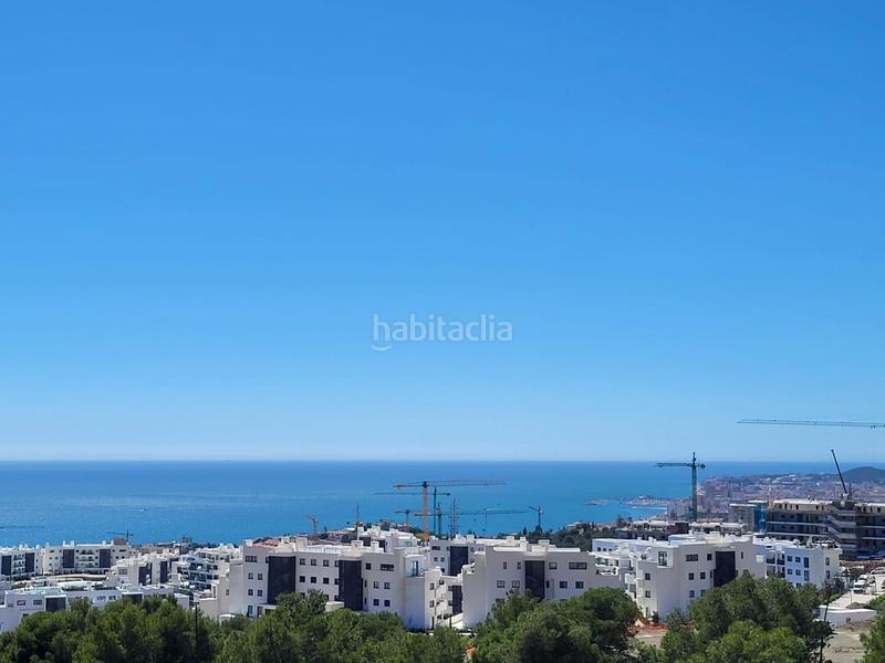 Foto 90fff666-ff89-4f3c-8030-e5f843b1f0c5. Apartamento  de 2 dormitorios y 2 baños con vistas al mar. El Higuerón, en Fuengirola
