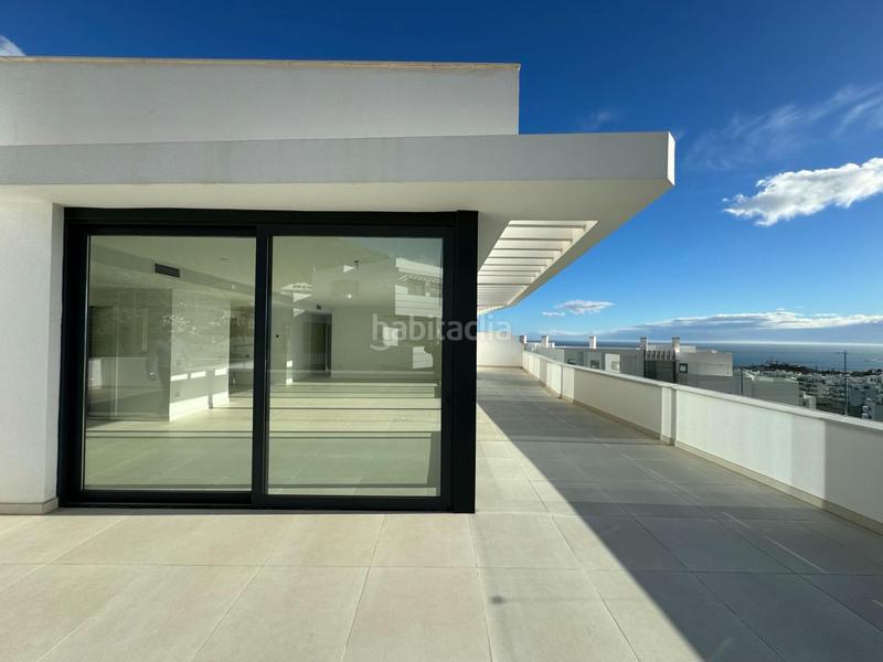 Foto a14d192a-c8ad-4a9f-bdf8-e8c9c660ff44. Ático  de lujo de 3 dormitorios y 2 baños con vistas al mar. El Higuerón, en Fuengirola