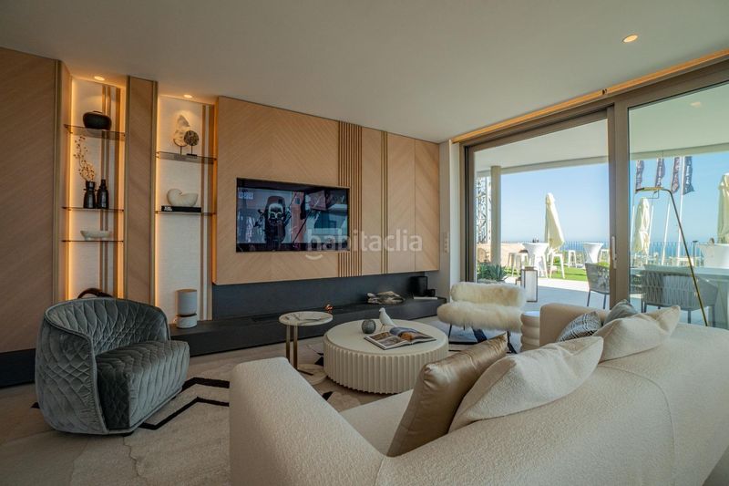 Foto 0a7cb2cd-5a91-49d7-b951-660910b19f96. Apartament amb aparcament piscina a El Madroñal Benahavís
