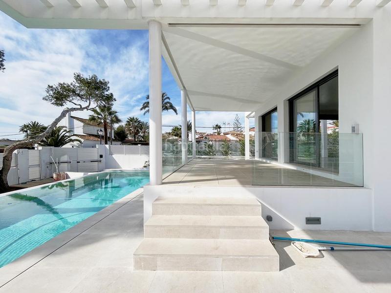 Foto 07a01f01-344c-48d4-8ac3-a310b3192303. Xalet amb calefacció aparcament piscina a Marbesa Marbella