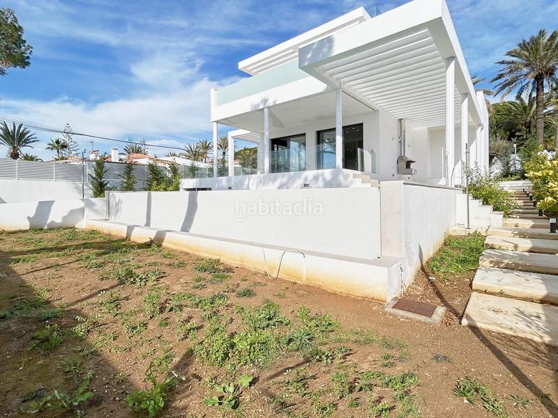 Foto 55cb16c3-0553-4f19-b8ca-4befeda9efb7. Xalet amb calefacció aparcament piscina a Marbesa Marbella