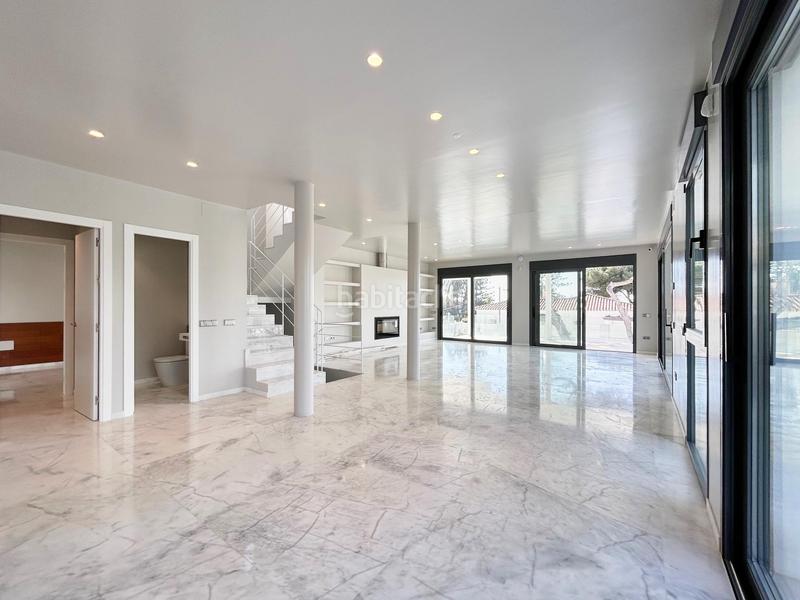 Foto 643f1274-5f7a-4ec2-a3e3-2f70c866c5a5. Xalet amb calefacció aparcament piscina a Marbesa Marbella