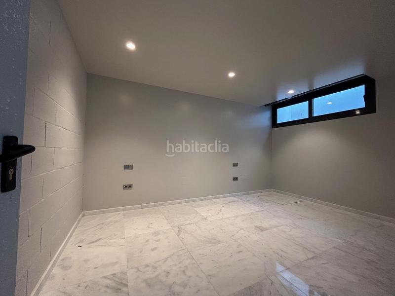 Foto 7ba1b75b-2386-4c17-9ba2-78f368425dfe. Xalet amb calefacció aparcament piscina a Marbesa Marbella