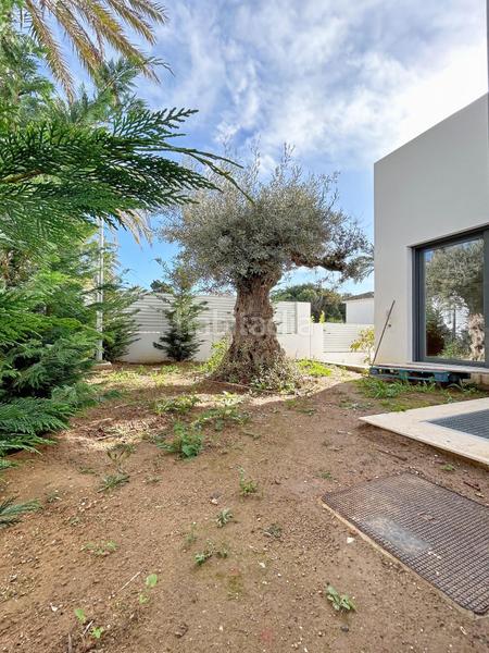 Foto d5c6f89e-d5d0-47c6-a4af-e0e5c442fbca. Xalet amb calefacció aparcament piscina a Marbesa Marbella