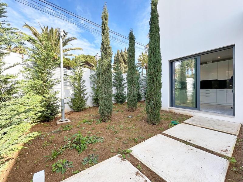 Foto dfd7b2c2-e298-4f53-a575-0634a012f662. Xalet amb calefacció aparcament piscina a Marbesa Marbella