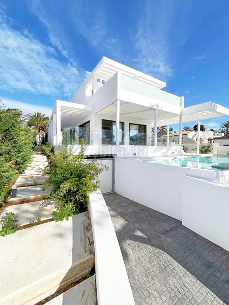 Foto e07328a1-1d38-43de-8c9d-9ee25eccfc03. Xalet amb calefacció aparcament piscina a Marbesa Marbella