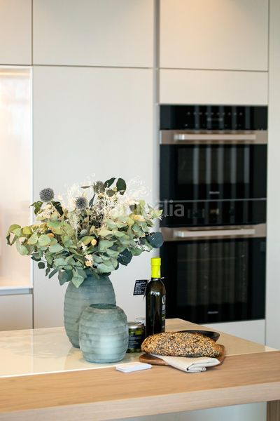 Foto 051e6019-086d-452e-8c13-8df40724f239. Planta baixa amb aparcament piscina a El Madroñal Benahavís