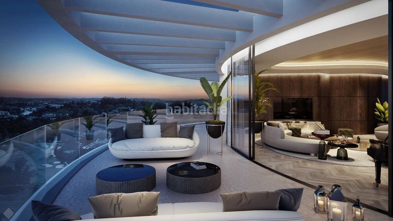 Foto 7e2cc3bd-ff8f-4fb1-994c-7be9b27b5dff. Planta baixa amb aparcament piscina a El Madroñal Benahavís