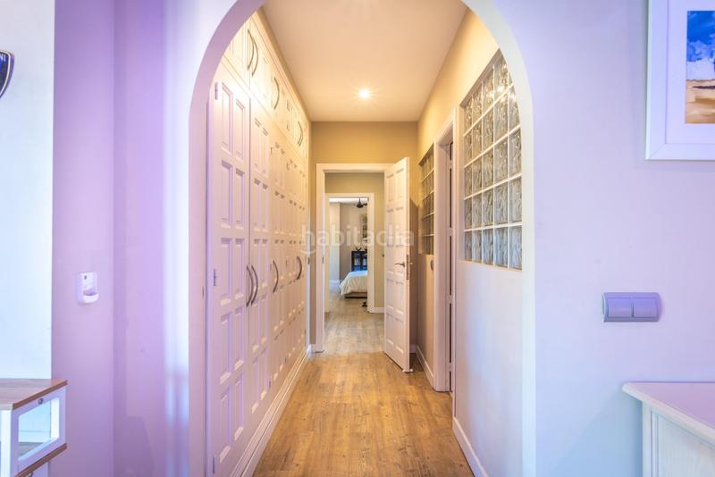 Foto 9770f7cc-8e0d-4baf-8d9f-7a174f07e7af. Xalet amb calefacció aparcament piscina a altos de Estepona Estepona