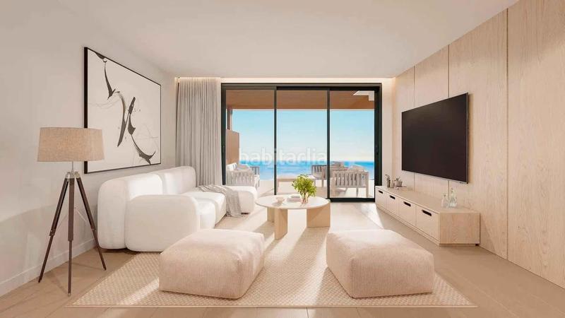 Foto 2d682707-ea95-478c-b6a9-a7ed230964f5. Ático  de 2 dormitorios y 2 baños con vistas al mar. el higuerón, en Fuengirola