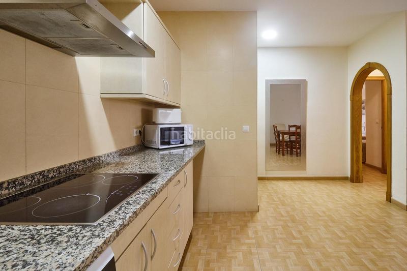 Foto 3552675a-b6c8-45dc-870d-feb1c66eb0c4. Piso  sohail, 150mts playa, 2 habitaciones, 2 baños, 3 terrazas en Fuengirola