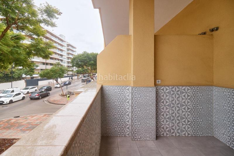 Foto 8f13fdc7-2622-447d-abe3-b0e15b4505b4. Piso  sohail, 150mts playa, 2 habitaciones, 2 baños, 3 terrazas en Fuengirola
