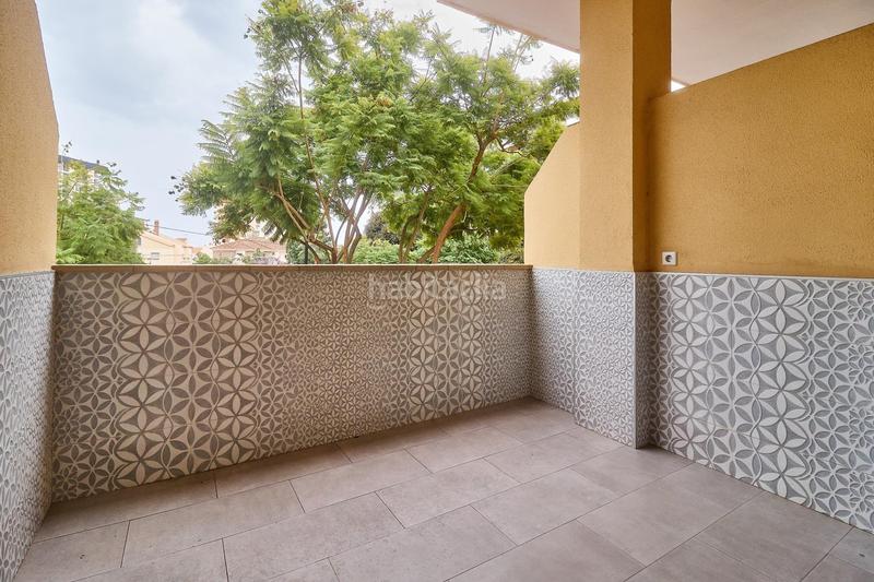 Foto b2120958-3a9c-4a04-a632-499ec288eacd. Piso  sohail, 150mts playa, 2 habitaciones, 2 baños, 3 terrazas en Fuengirola