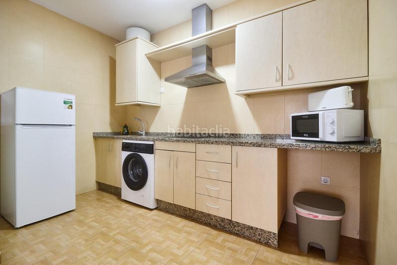 Foto c1e5612a-23d7-4997-aa2a-e444577b13d8. Piso  sohail, 150mts playa, 2 habitaciones, 2 baños, 3 terrazas en Fuengirola