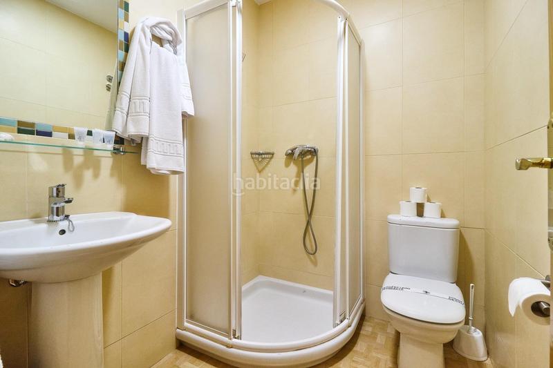 Foto d17afdae-2eb5-44fd-a5a9-bfe3cd7ebe2c. Piso  sohail, 150mts playa, 2 habitaciones, 2 baños, 3 terrazas en Fuengirola