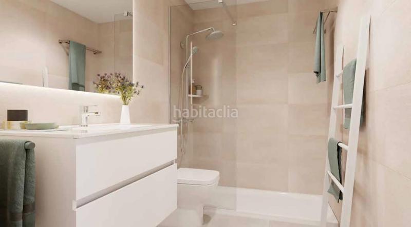 Foto 4fc9e0cf-502c-492d-9bad-8b17691067dc. Ático  de 3 dormitorios y 2 baños con vistas al golf. costa en Mijas
