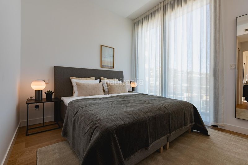 Foto c376f511-1c61-44c5-be27-2386b1e7921b. Casa adossada amb aparcament piscina a Río Real Marbella