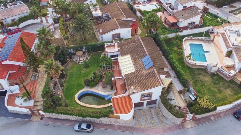 Foto 5d4bd97b-0f34-4fa1-8ba3-819c947e205a. Chalet oasis andaluz espectacular villa de una planta con jardín tropical y vistas de ensueño en Mijas