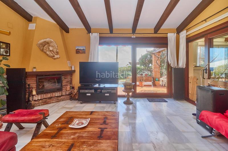 Foto c16f7137-1a93-44e6-afbb-5cc3a8fa597e. Chalet oasis andaluz espectacular villa de una planta con jardín tropical y vistas de ensueño en Mijas