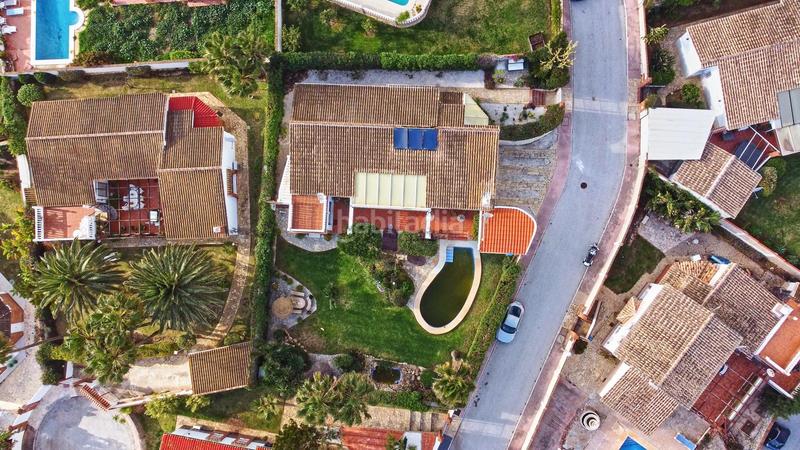 Foto ce330ab9-994e-4b98-8108-5816a07a8021. Chalet oasis andaluz espectacular villa de una planta con jardín tropical y vistas de ensueño en Mijas