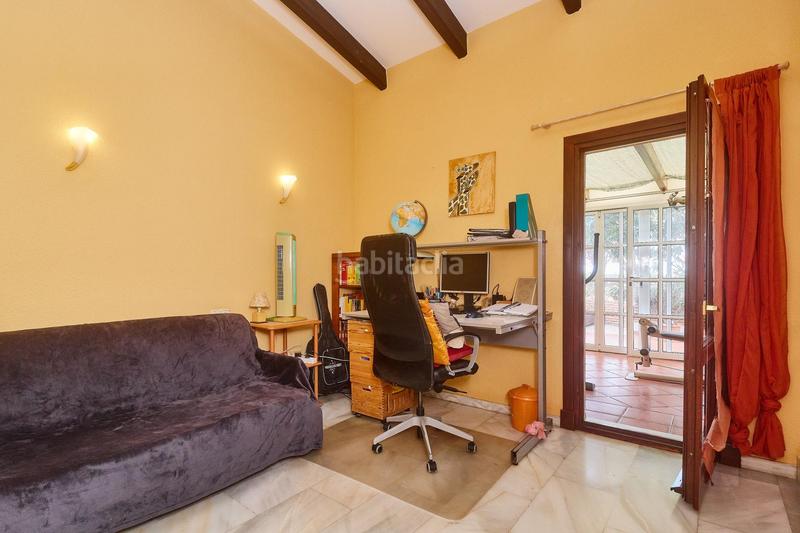 Foto e39928f6-0c40-4ffd-95f8-e22ed9b7fa26. Chalet oasis andaluz espectacular villa de una planta con jardín tropical y vistas de ensueño en Mijas