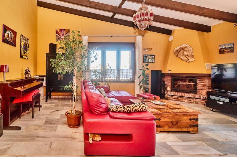 Foto fad0ae68-69a0-4614-bf48-fd6770082c8c. Chalet oasis andaluz espectacular villa de una planta con jardín tropical y vistas de ensueño en Mijas