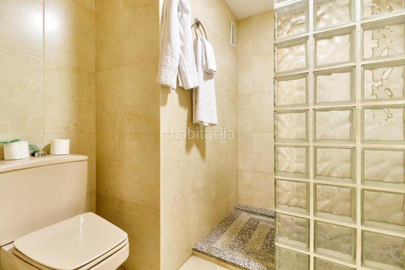 Foto d09ea8d3-be1e-4fcd-aad2-22078d7a945e. Pis amb calefacció a Castillo Sohail - Myramar Fuengirola