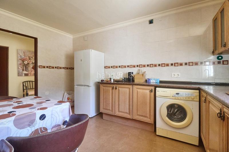 Foto dee284e9-7013-4a1c-b8a3-324e36011faa. Fondo rustico in Guaro