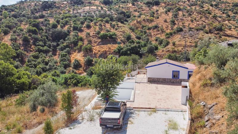 Foto e972b234-dd5d-4498-bb09-61b43098b59d. Fondo rustico in Guaro