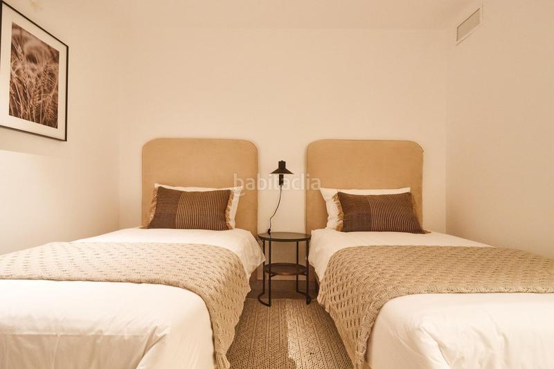 Foto 0599bec0-9d32-44eb-8486-e3ee2cab2d14. Apartamento en calle conde san isidro 14 apartamento de 3 dormitorios y 2 baños centro en Fuengirola