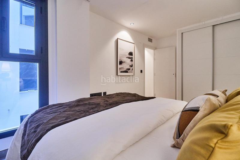 Foto 0d7f19ff-eb53-4568-9391-3f5f093d7454. Apartamento en calle conde san isidro 14 apartamento de 3 dormitorios y 2 baños centro en Fuengirola