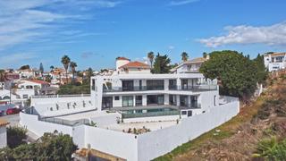 Chalet à El Faro de Calaburra - Chaparral. Villa de lujo con vistas al mar. 5 dormitorios y 5 baños. el cha