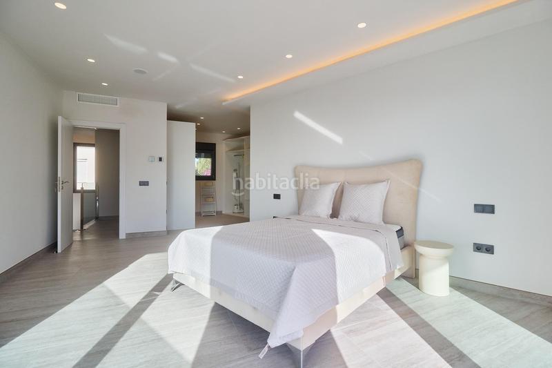 Foto 57a1d15e-9268-41ba-bbc3-8e90312f3842. Xalet amb calefacció aparcament piscina a El Faro de Calaburra - Chaparral Mijas