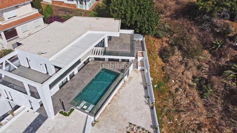 Foto df0d22b3-a86b-444e-87ba-9ec8647c9128. Xalet amb calefacció aparcament piscina a El Faro de Calaburra - Chaparral Mijas