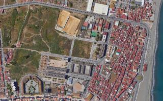 Terreno residencial en La Atunara-Periáñez. Solar de 134.000 m2 para distintos usos a 600m de la playa. la l