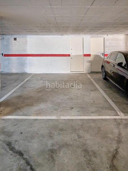 Foto 653ddc77-ae34-42fc-8702-5c12a16b0a00. Autoparkplatz in Parque de la Paloma Benalmádena