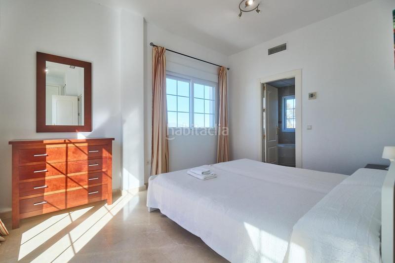 Foto 578fe7fa-a045-464f-9faf-adee4c889d7a. Casa a schiera con riscaldamento parcheggio piscina in Alhaurín de la Torre