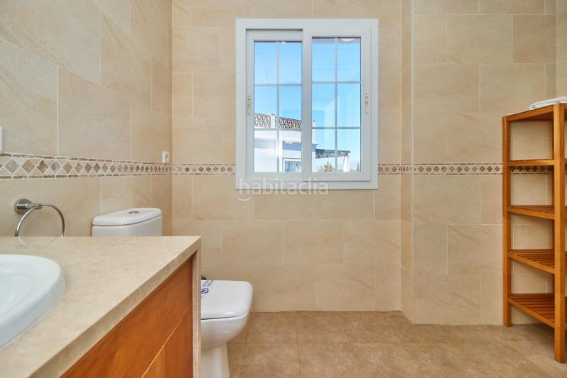 Foto 5d28b4bf-5820-4239-8c11-8bd9e5a7011d. Casa a schiera con riscaldamento parcheggio piscina in Alhaurín de la Torre