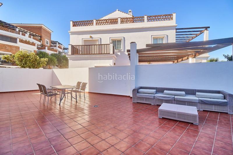 Foto bdc9d28b-faa4-4912-9fd1-e77c92223e67. Casa a schiera con riscaldamento parcheggio piscina in Alhaurín de la Torre