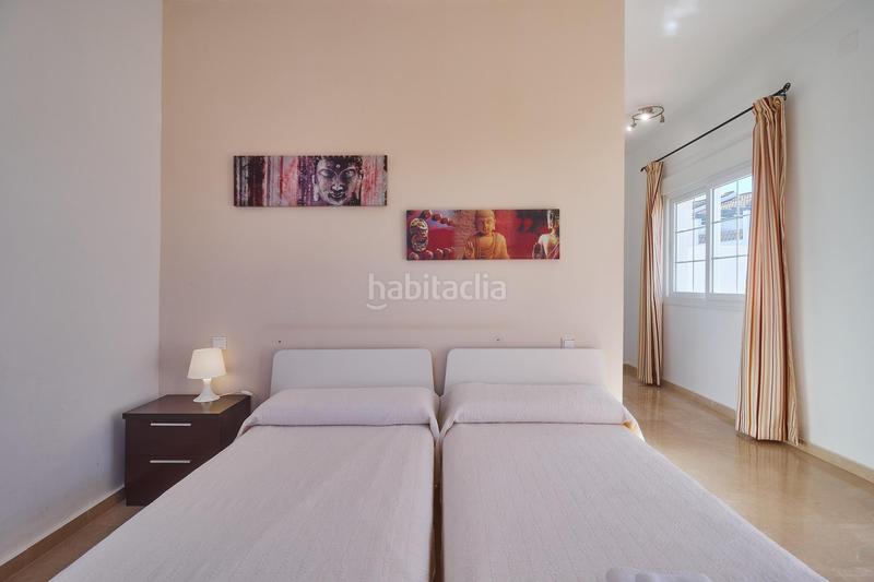 Foto fe277b98-a6cb-46ff-853e-fefd0d92eb07. Casa a schiera con riscaldamento parcheggio piscina in Alhaurín de la Torre