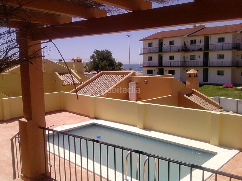 Foto 1dedb8f0-fd3d-480a-908f-6288b564dafd. Casa amb aparcament piscina a El Faro de Calaburra - Chaparral Mijas