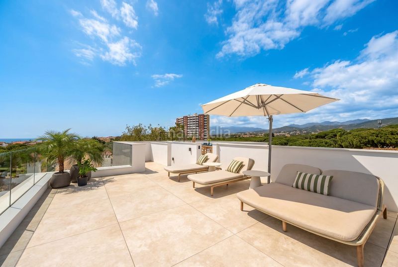 Foto b7de1225-b8d8-420f-aacb-811a2ae925d8. Xalet amb calefacció aparcament piscina a Marbesa Marbella